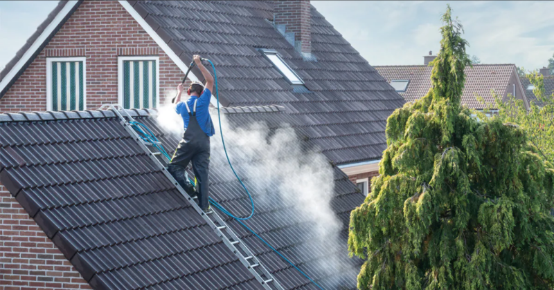 Roof Cleaning by USA Washers